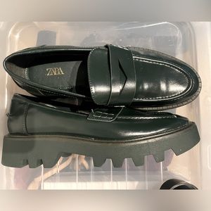 Brand new discreet platform loafers. Very dark green, size 8.5